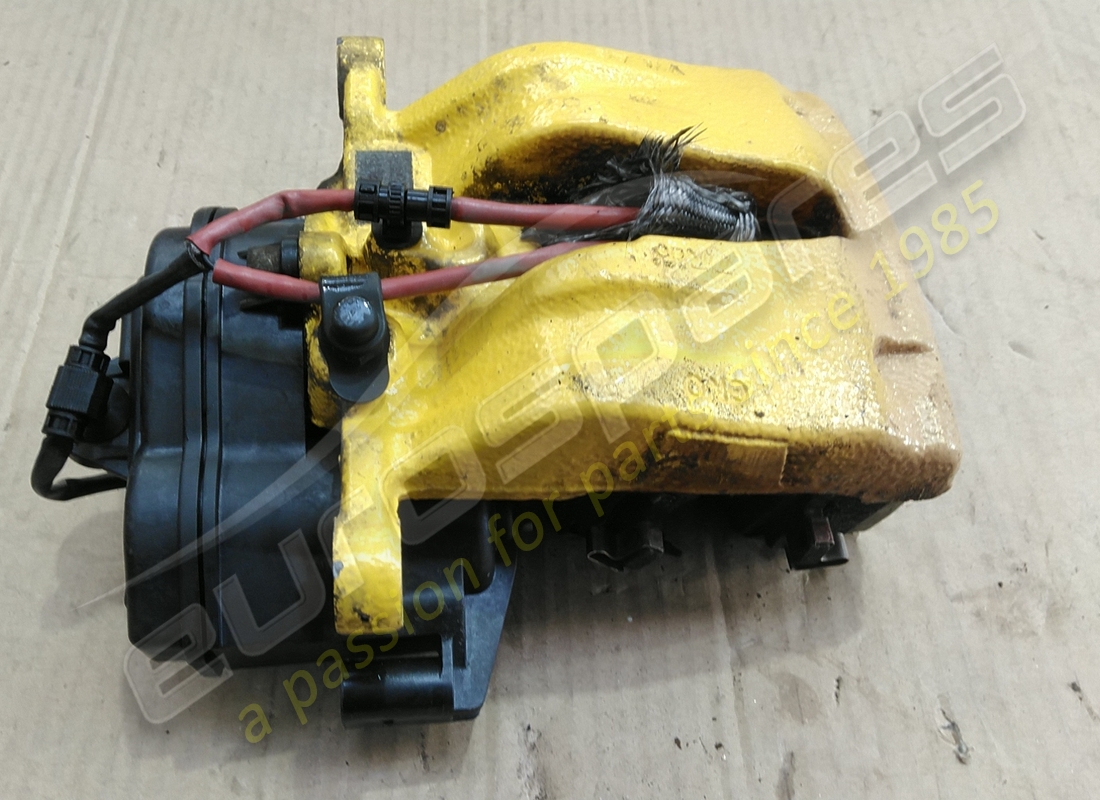 utilisé lamborghini logement de piston avec. numéro de pièce 4ml615404h (1)