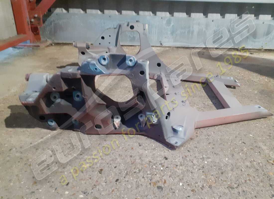 ferrari sous-châssis de boîte de vitesses utilisé. numéro de pièce 985764995 (2)