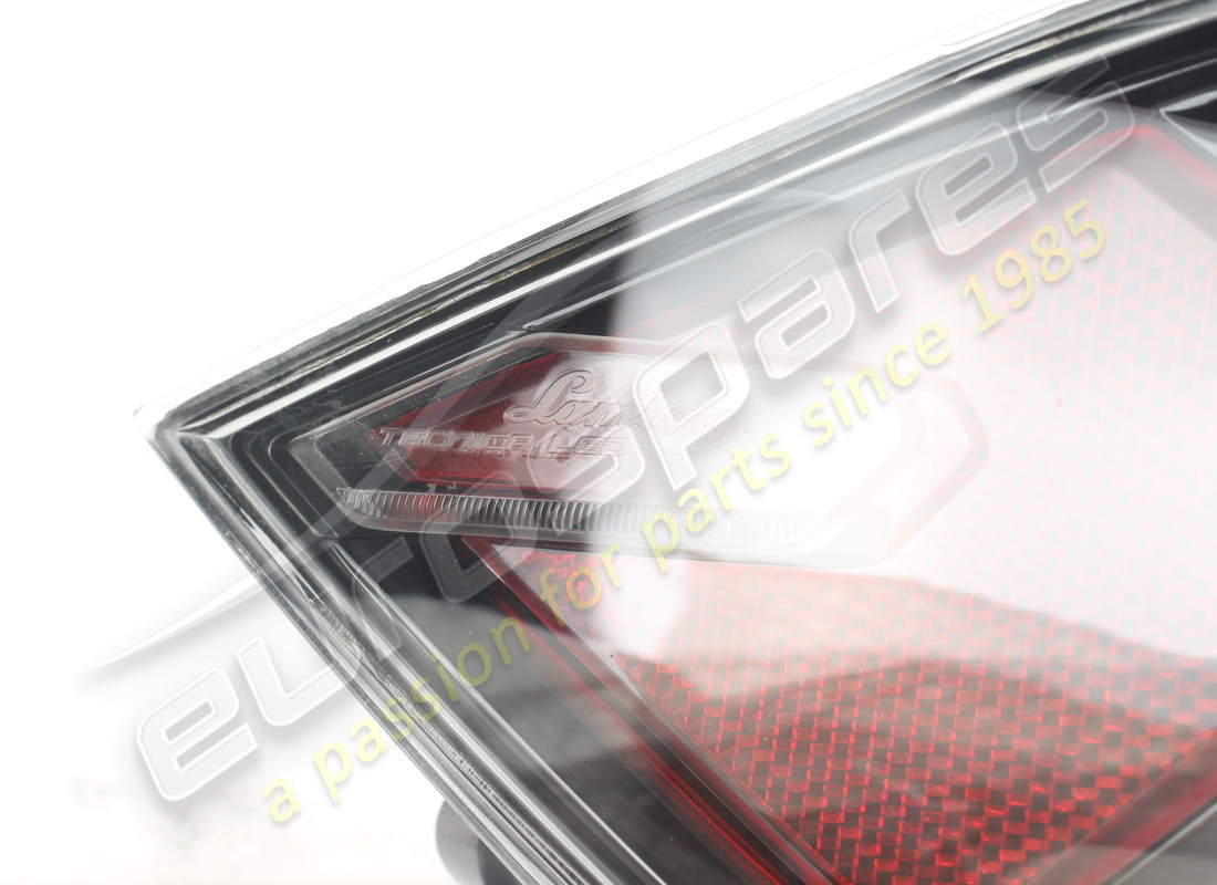 nouvelle combinaison arrière lamborghini. numéro de pièce 4ml945069a (3)