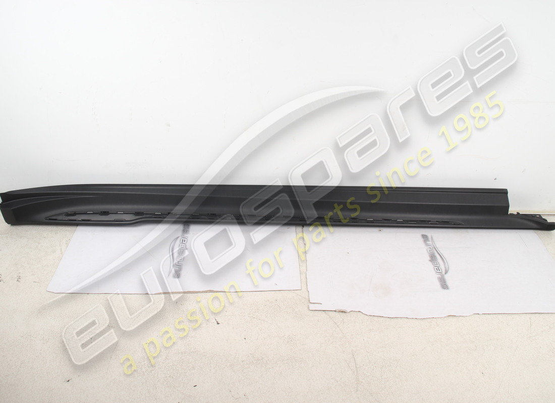 nouvelle garniture de longueur porsche noir mat. référence 9j1854886bok1 (1)