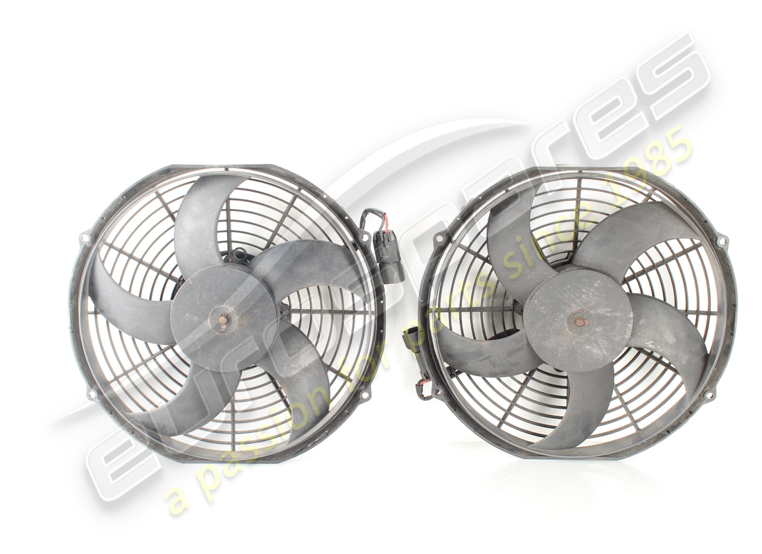 UTILISÉ Maserati HOTTE COMPLÈTE AVEC VENTILATEUR ÉLECTRIQUE . NUMÉRO DE PIÈCE 221254 (1)