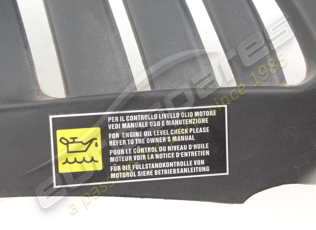 UTILISÉ Ferrari COMPARTIMENT MOTEUR GAUCHE COMPLET. NUMÉRO DE PIÈCE 85527600 (1)
