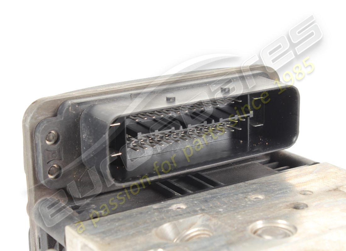 utilisé ferrari unité hydraulique. numéro de pièce 293819 (2)