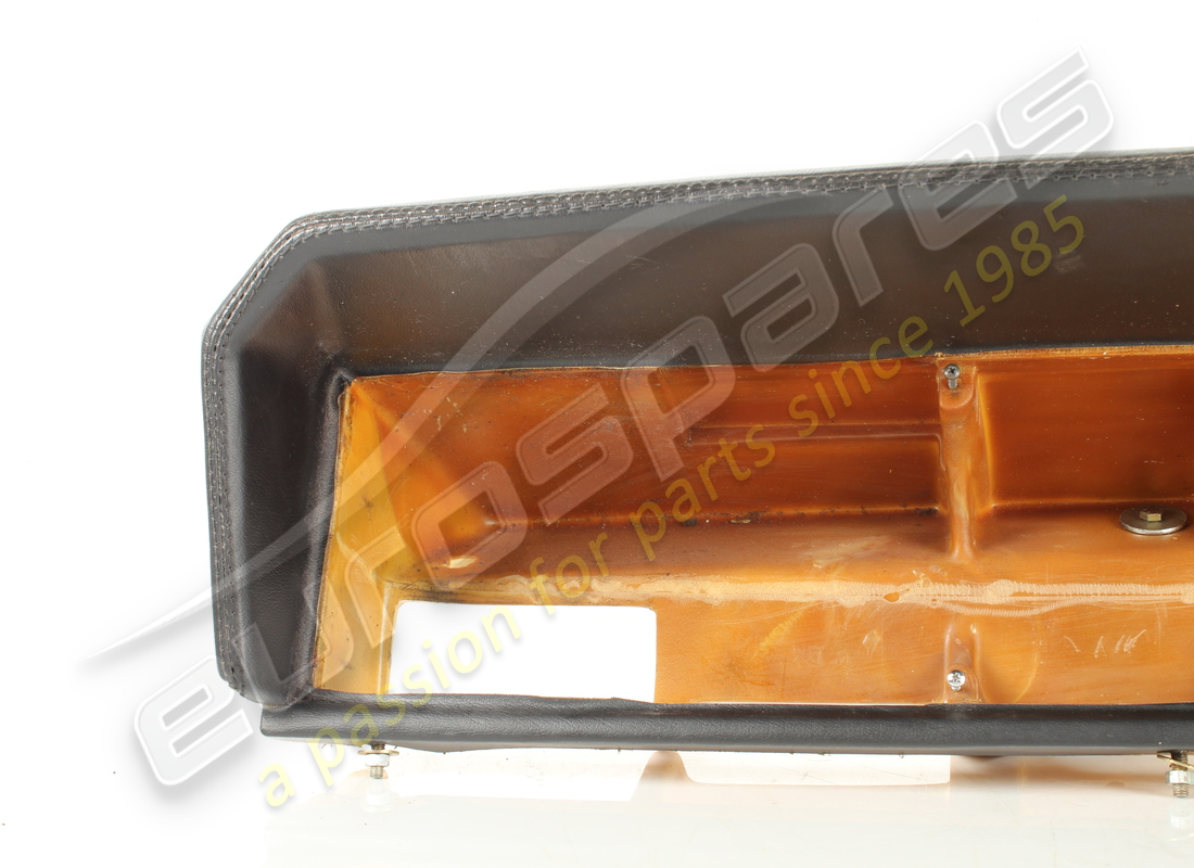 UTILISÉ FERRARI NUMÉRO DE PIÈCE DU TABLEAU DE BORD RHD 61829000 (2) utilisé ferrari numéro de pièce du tableau de bord rhd 61829000 (2)