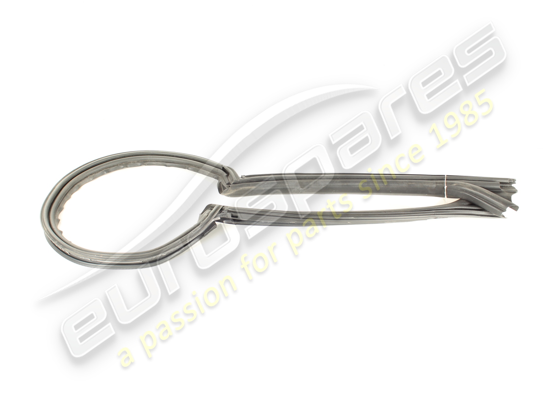 DAMAGED FERRARI WINDSCREEN PERIMETER SEAL . PART NUMBER 890500 (1)