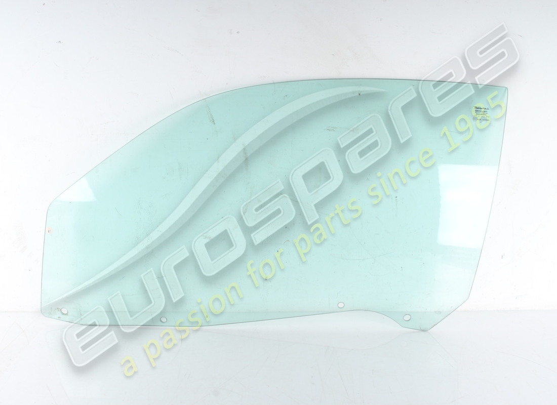 UTILISÉ Maserati VITRE DE PORTE GAUCHE M33 . NUMÉRO DE PIÈCE 387700305 (1)