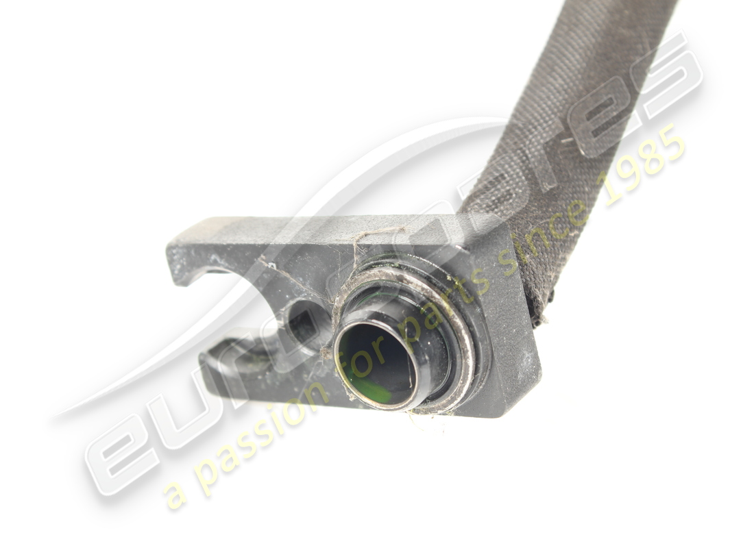 tuyau ferrari d'occasion reliant le système cvc au compresseur. numéro de pièce 309864 (3)