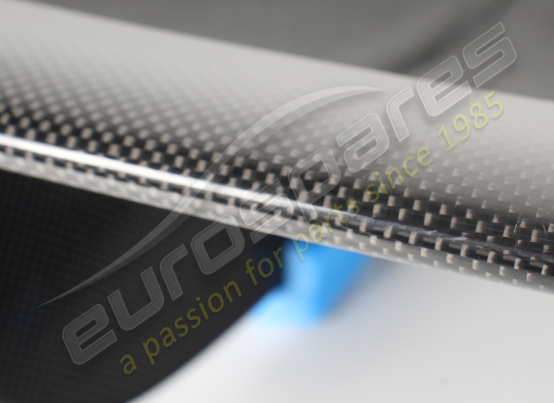 nouveau diffuseur arrière ferrari en carbone. numéro de pièce 887758 (11)