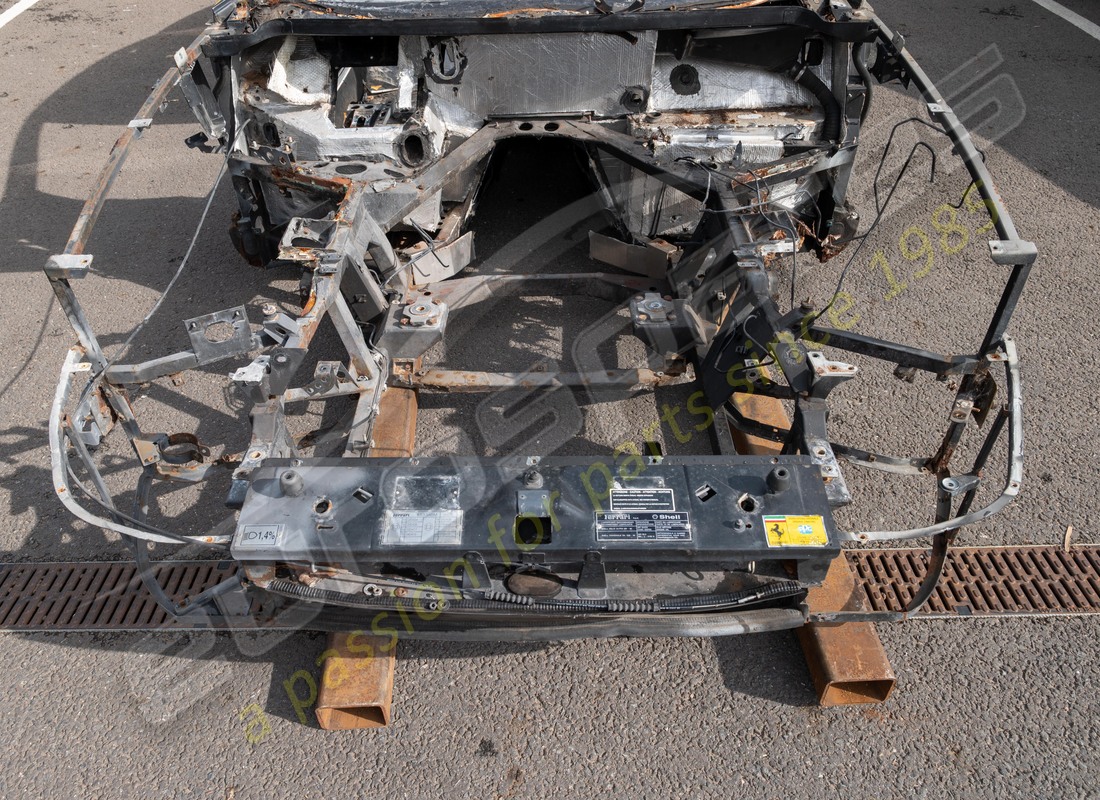 used ferrari 550 complete bodyshell bare. part number 65375900 (2)