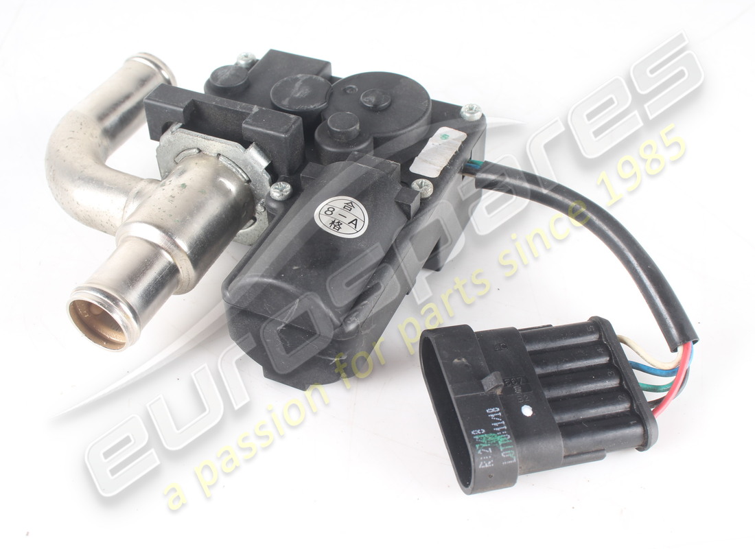 Ferrari SOUPAPE RH TGK UTILISÉE. NUMÉRO DE PIÈCE 67635900 (1) Ferrari SOUPAPE RH TGK UTILISÉE. NUMÉRO DE PIÈCE 67635900 (1)