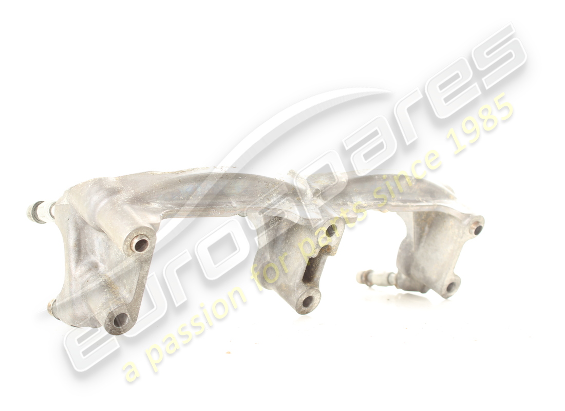 SUPPORT DE TUYAU D'INJECTEURS Ferrari UTILISÉ. NUMÉRO DE PIÈCE 239946 (1)