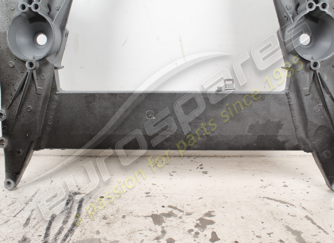 utilisé ferrari sous-châssis moteur. numéro de pièce 985278223 (4)
