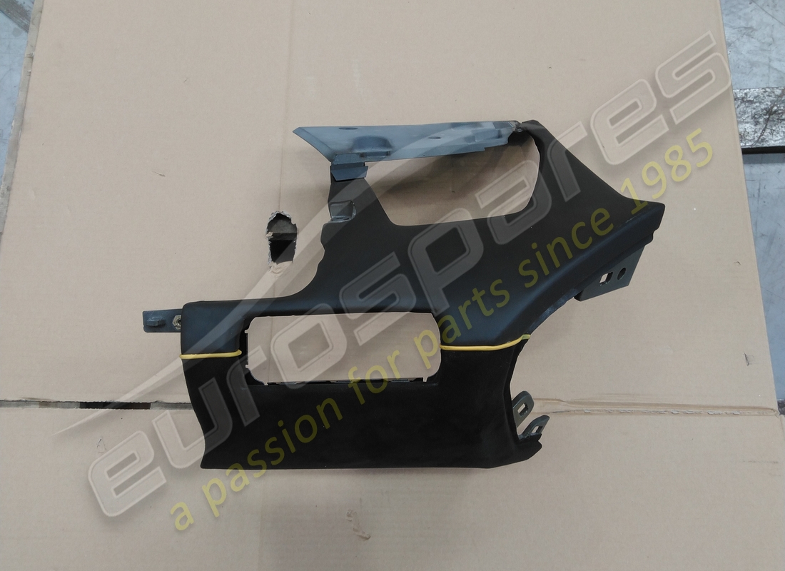 UTILISÉ Lamborghini DOUBLURE SOTTOPLANCIA LP . NUMÉRO DE PIÈCE 472858794C (1)