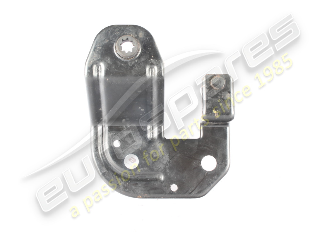 UTILISÉ Maserati SUPPORT DE FILTRE . NUMÉRO DE PIÈCE 670006753 (1)