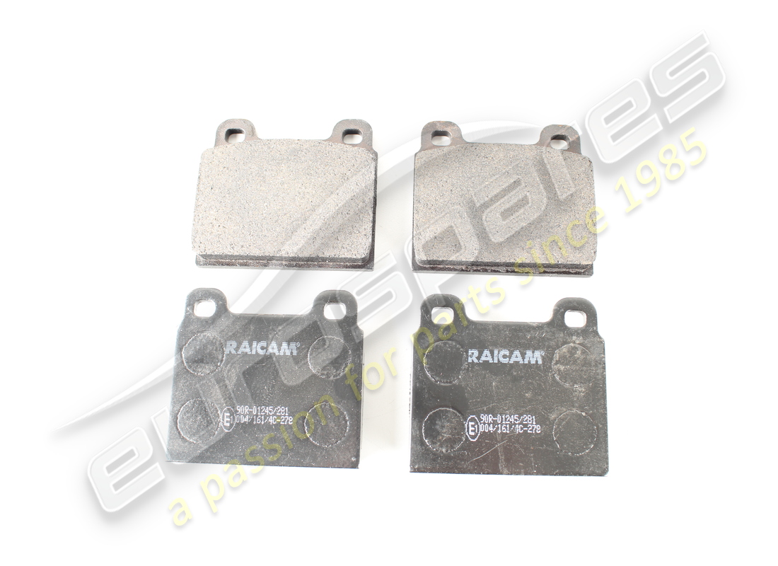 NOUVEAU JEU DE PLAQUETTES AVANT Eurospares . NUMÉRO DE PIÈCE 108133 (1)