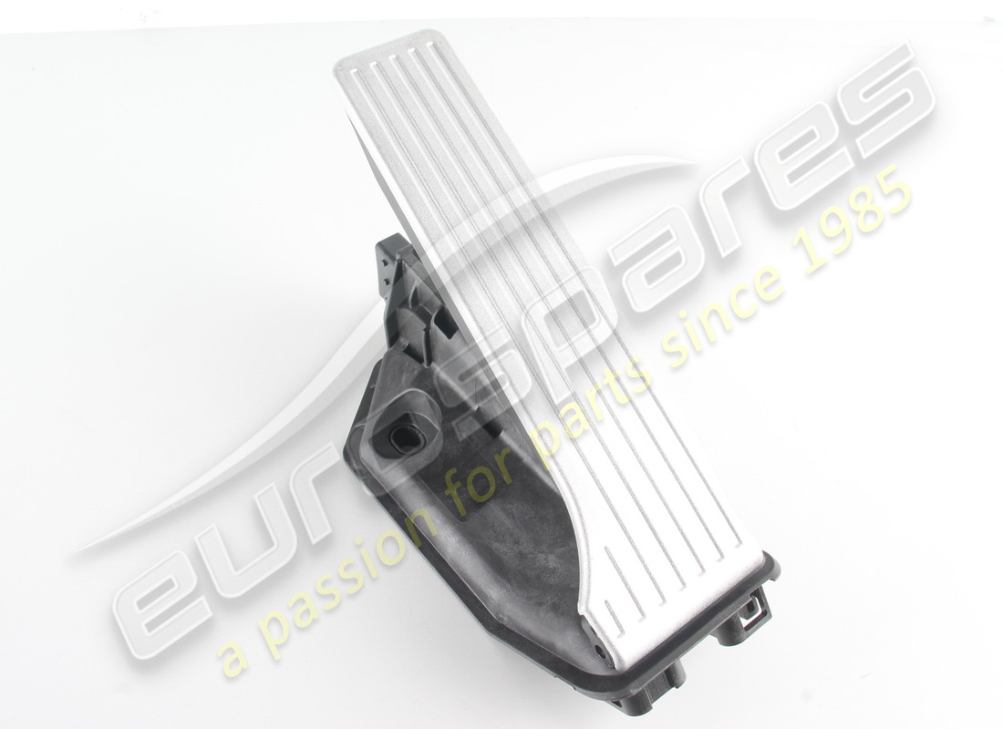 nouvelle pédale d'accélérateur maserati. numéro de pièce 670156296 (1)