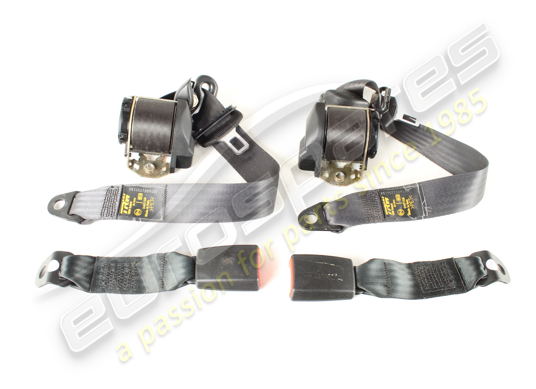 UTILISÉ Maserati KIT DE CEINTURES DE SÉCURITÉ ARRIÈRE M338A . NUMÉRO DE PIÈCE 388150018 (1)