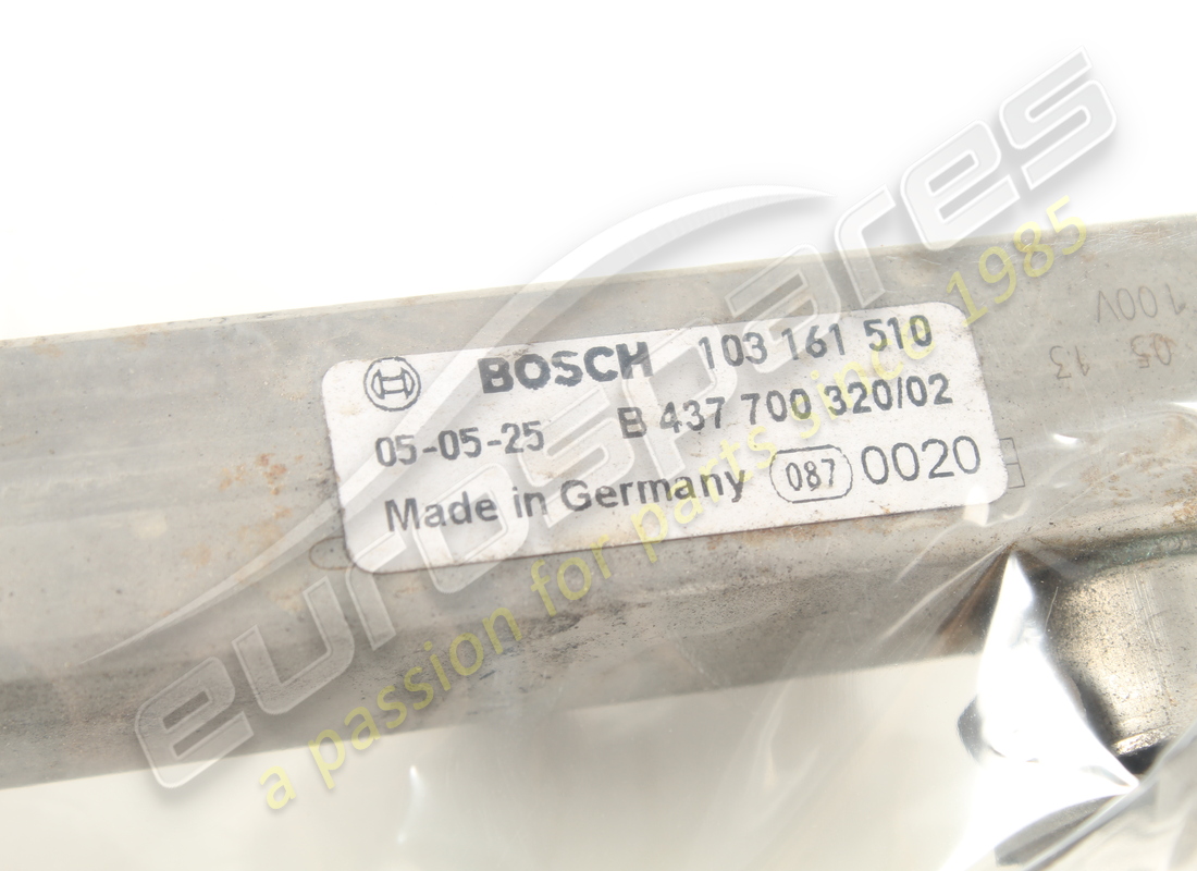 tuyau de carburant maserati utilisé avec injecteurs. numéro de pièce 215337 (5)