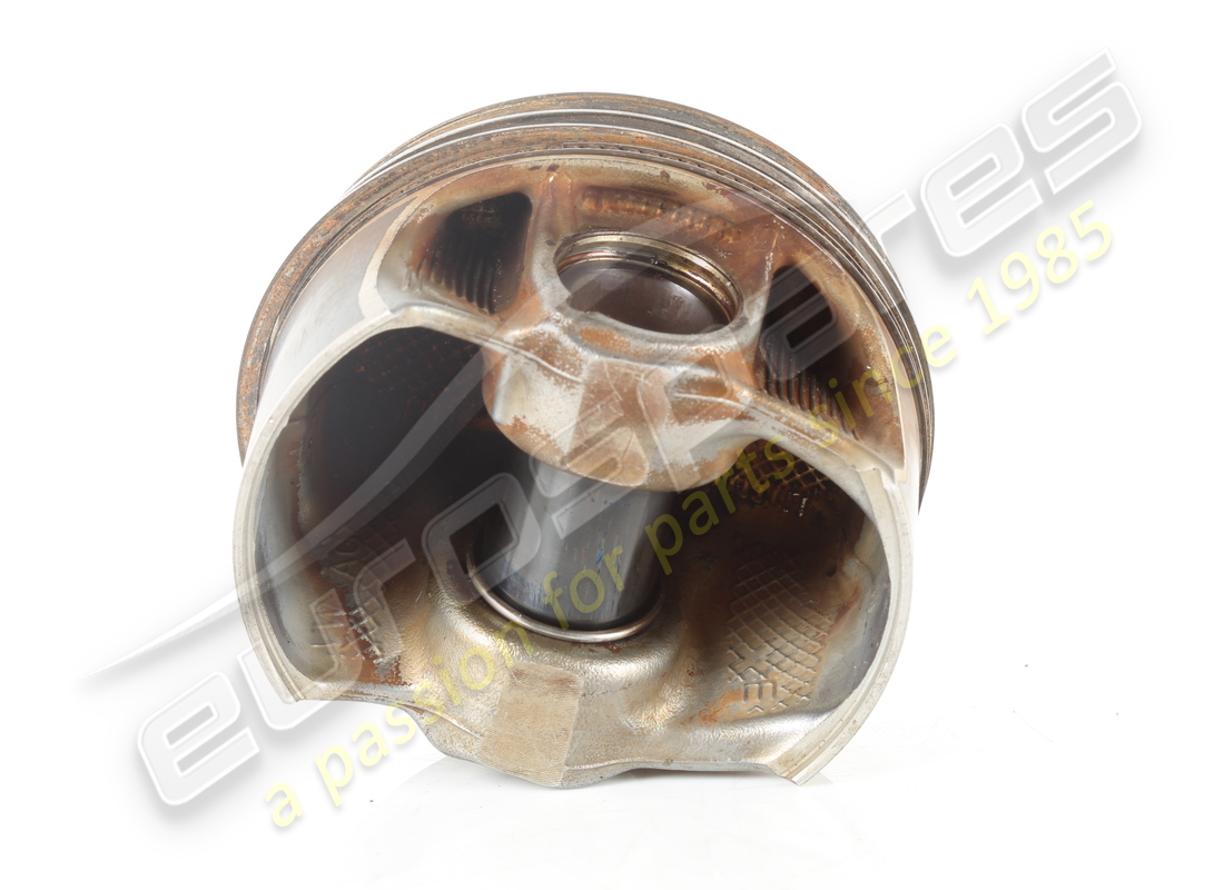 piston complet d'occasion lamborghini. référence 0p2107065e (3)