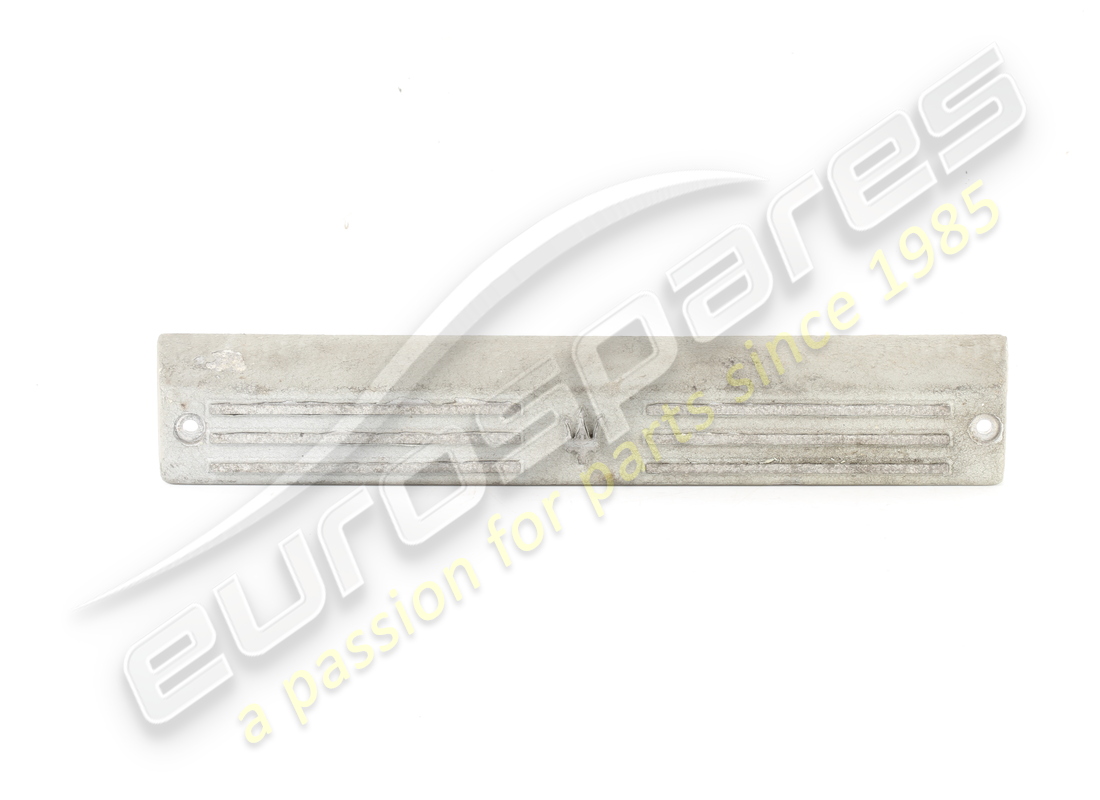 COUVERCLE SUPÉRIEUR GAUCHE DE BOBINE D'OCCASION Maserati . RÉFÉRENCE 585000901 (1)