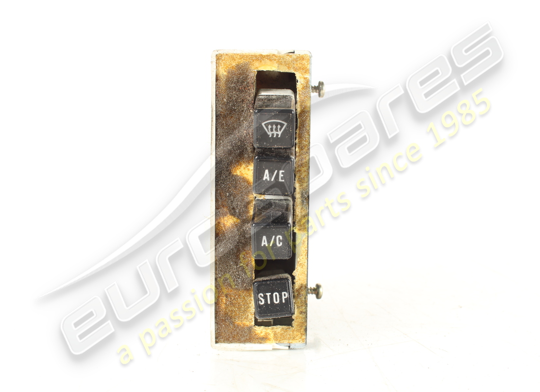 OCCASION FERRARI UNITÉ DE CLIMATISATION À BOUTONS-POUSSOIRS CONDUITE À DROITE NUMÉRO DE PIÈCE 61131300 (2) occasion ferrari unité de climatisation à boutons-poussoirs conduite à droite numéro de pièce 61131300 (2)