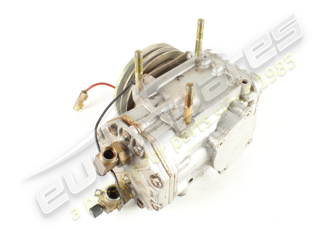 utilisé ferrari compresseur de climatisation (type fileté). numéro de pièce 111222 (2)