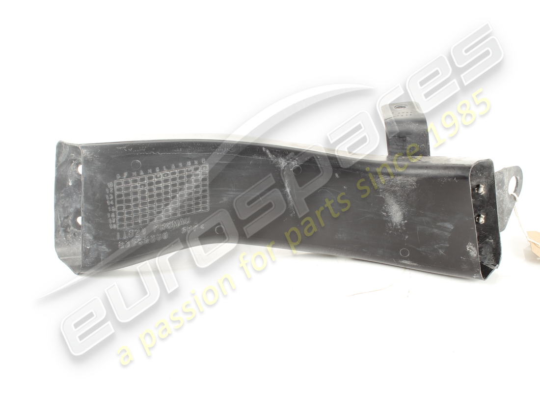 conduit d'air de frein droit ferrari utilisé. numéro de pièce 83565300 (2)