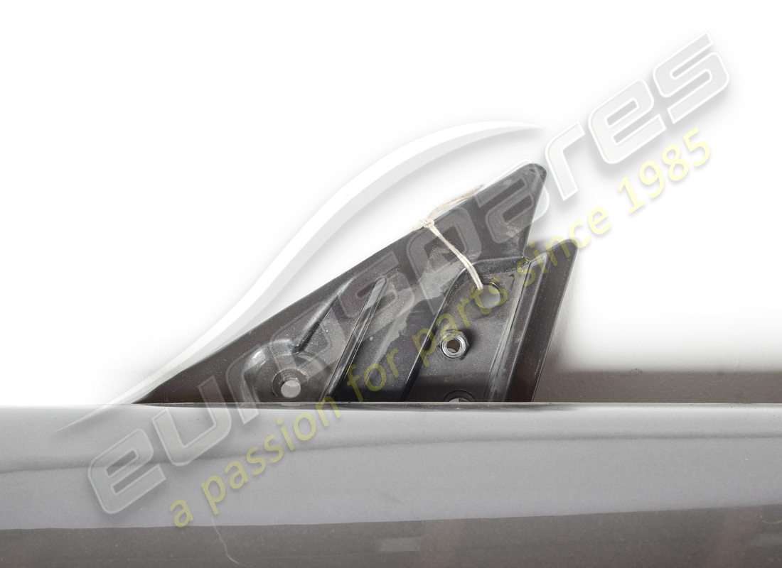 utilisé ferrari porte latérale gauche complète. numéro de pièce 83207811 (2)