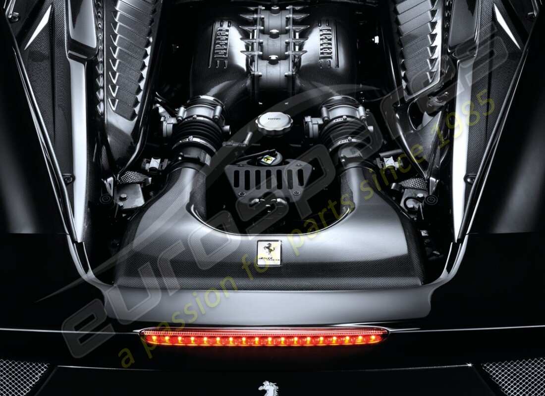 nouvelle chambre de plenum en fibre de carbone ferrari. numéro de pièce 70002222 (1)