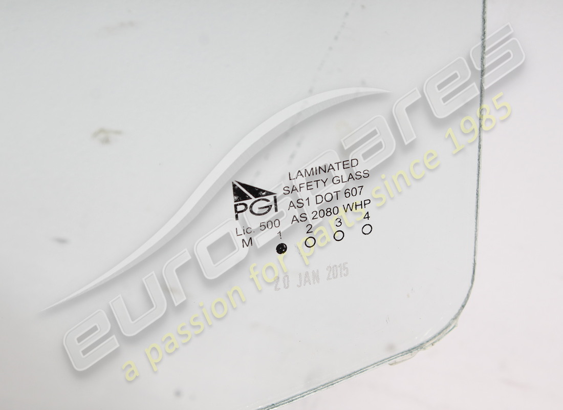 nouveau pare-brise eurospares de tomaso pantera. numéro de pièce eap1454295 (2)