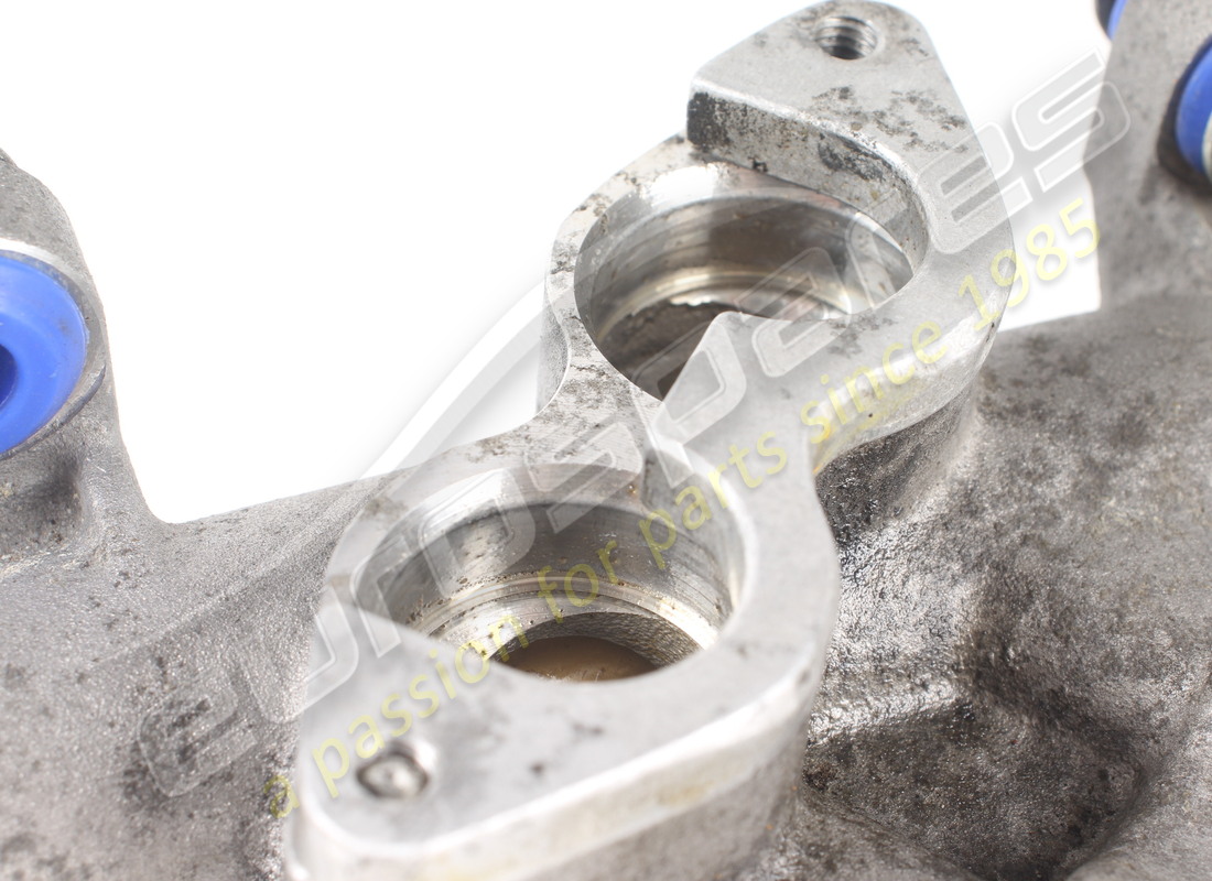 thermostat d'huile complet ferrari utilisé. numéro de pièce 304797 (3)