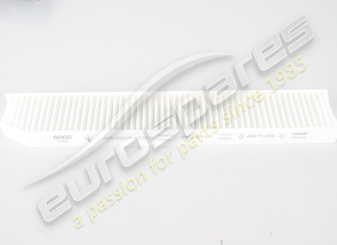 nouveau filtre à air d'habitacle maserati. numéro de pièce 670215189 (2)