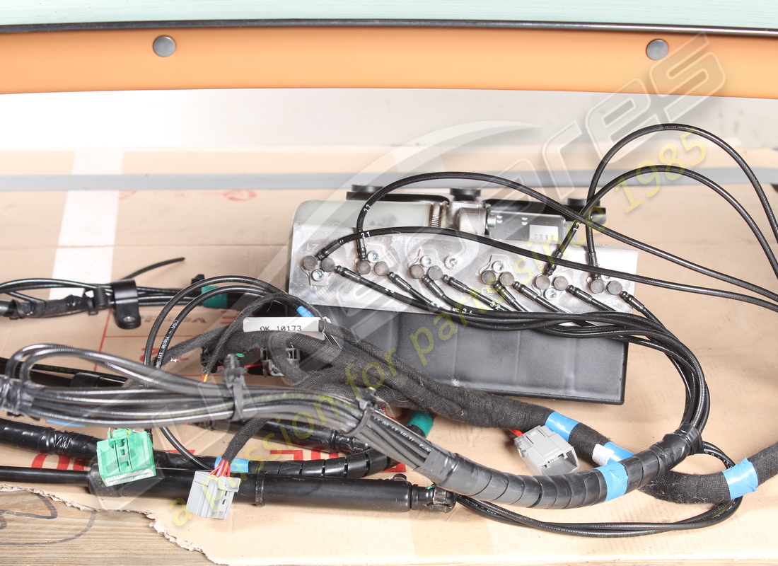 utilisé ferrari rht complet. numéro de pièce 82956771 (8)