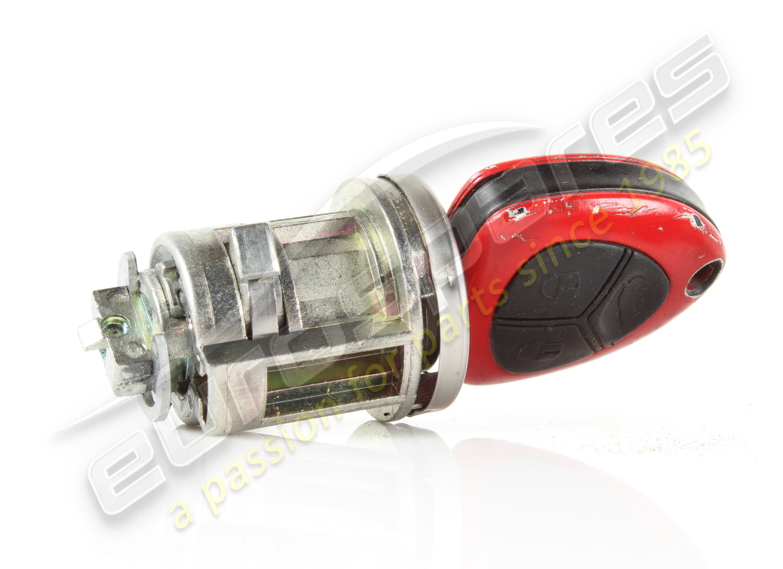 ensemble de serrures ferrari utilisé complété avec ste. numéro de pièce 254409 (2)