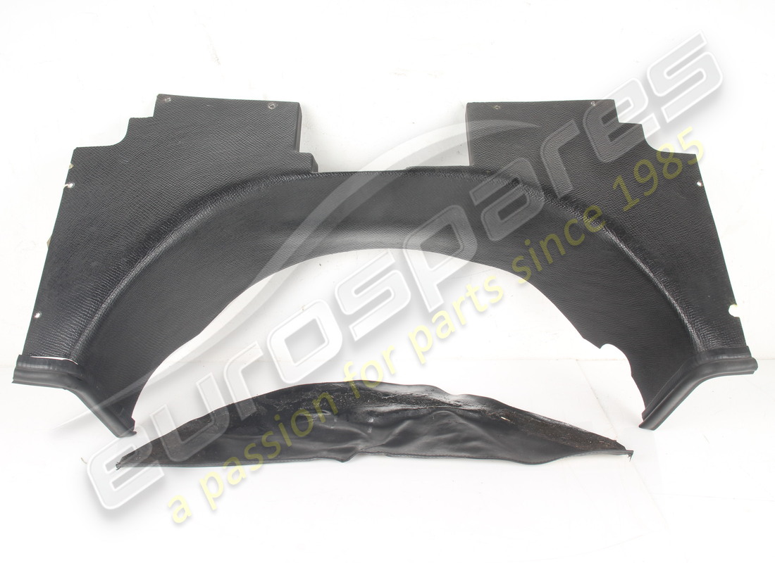 COUVERCLE DE CLOISON D'OCCASION Ferrari AVEC ABS. NUMÉRO DE PIÈCE 62548900 (1) COUVERCLE DE CLOISON D'OCCASION Ferrari AVEC ABS. NUMÉRO DE PIÈCE 62548900 (1)