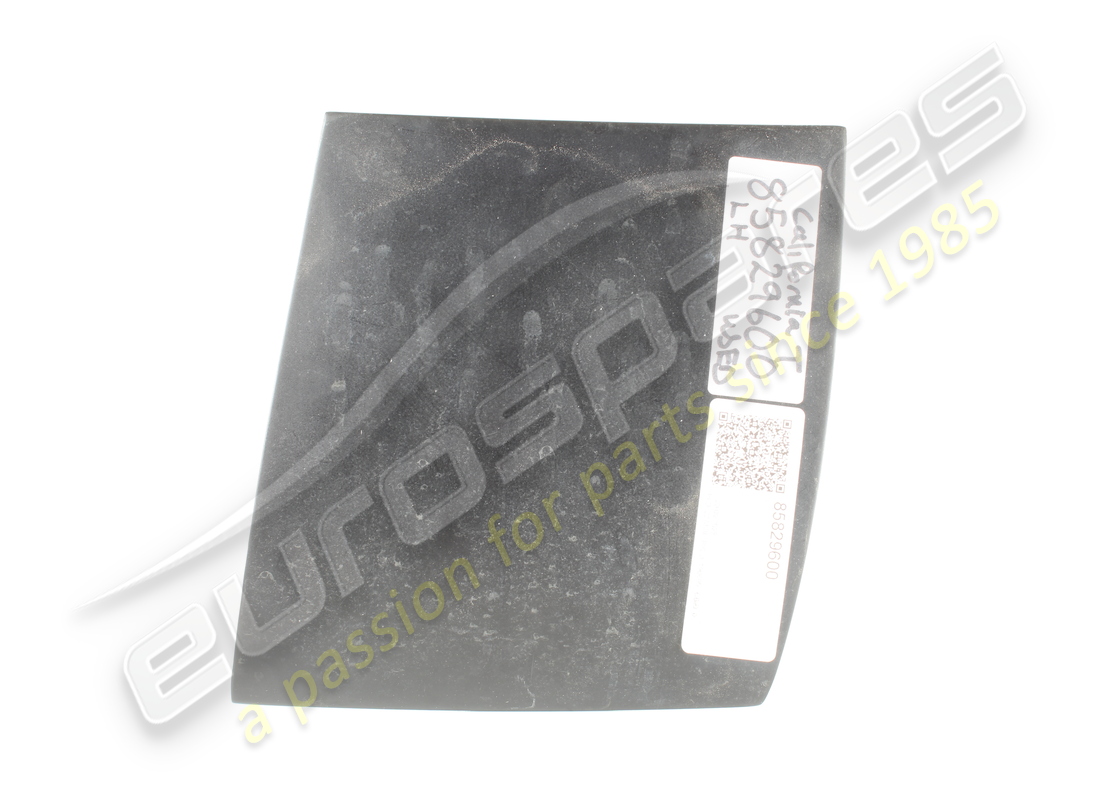 Becquet arrière latéral gauche d'occasion. Numéro de pièce : 85829600 (1) Becquet arrière latéral gauche d'occasion. Numéro de pièce : 85829600 (1)