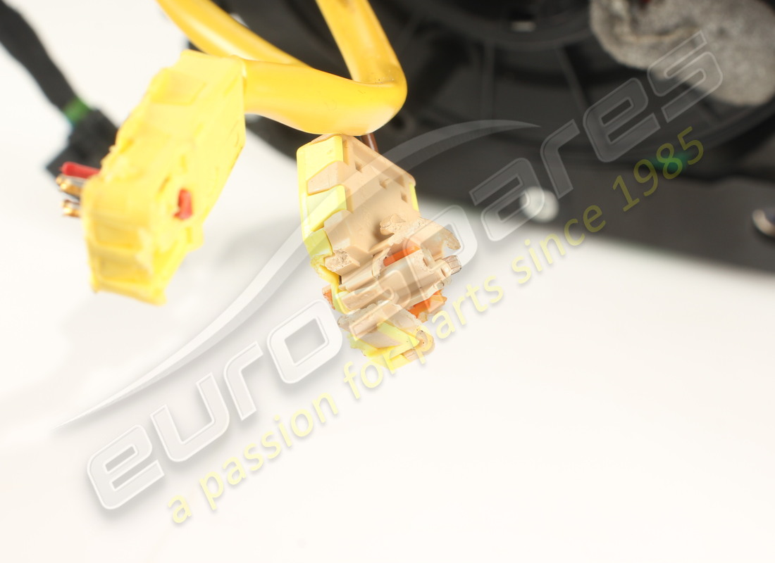 ENSEMBLE DE COMMANDE DE BOÎTE DE VITESSES MAGNÉTIQUE EN CARBONE FERRARI D'OCCASION (BRILLANT). RÉFÉRENCE 817753 (8) ensemble de commande de boîte de vitesses magnétique en carbone ferrari d'occasion (brillant). référence 817753 (8)