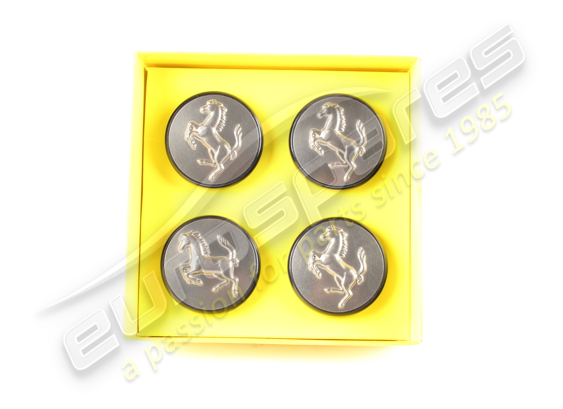 NOUVEAU (AUTRE) FERRARI ENSEMBLE 4 ENJOLIVEURS DE MOYEUX EN TITANE À INSTALLER. NUMÉRO DE PIÈCE 70001285 (1) nouveau (autre) ferrari ensemble 4 enjoliveurs de moyeux en titane à installer. numéro de pièce 70001285 (1)