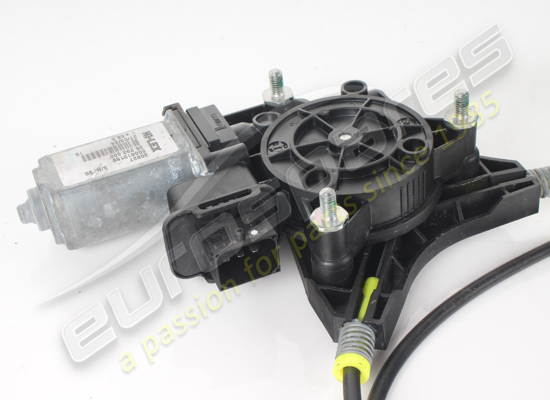 LÈVE-LUMIÈRE ARRIÈRE D'OCCASION FERRARI. RÉFÉRENCE 815189 (4) lève-lumière arrière d'occasion ferrari. référence 815189 (4)