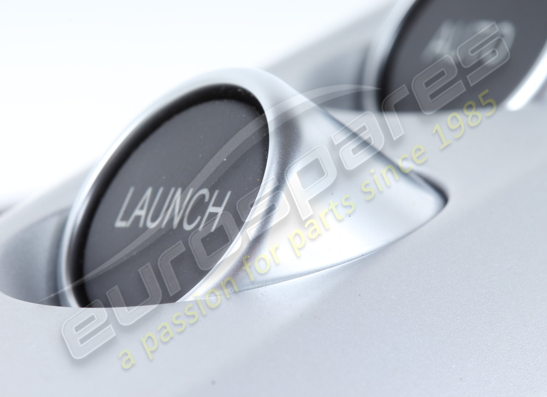 PONT FERRARI COMPLET F1 UTILISÉ. NUMÉRO DE PIÈCE 86461200 (8) pont ferrari complet f1 utilisé. numéro de pièce 86461200 (8)