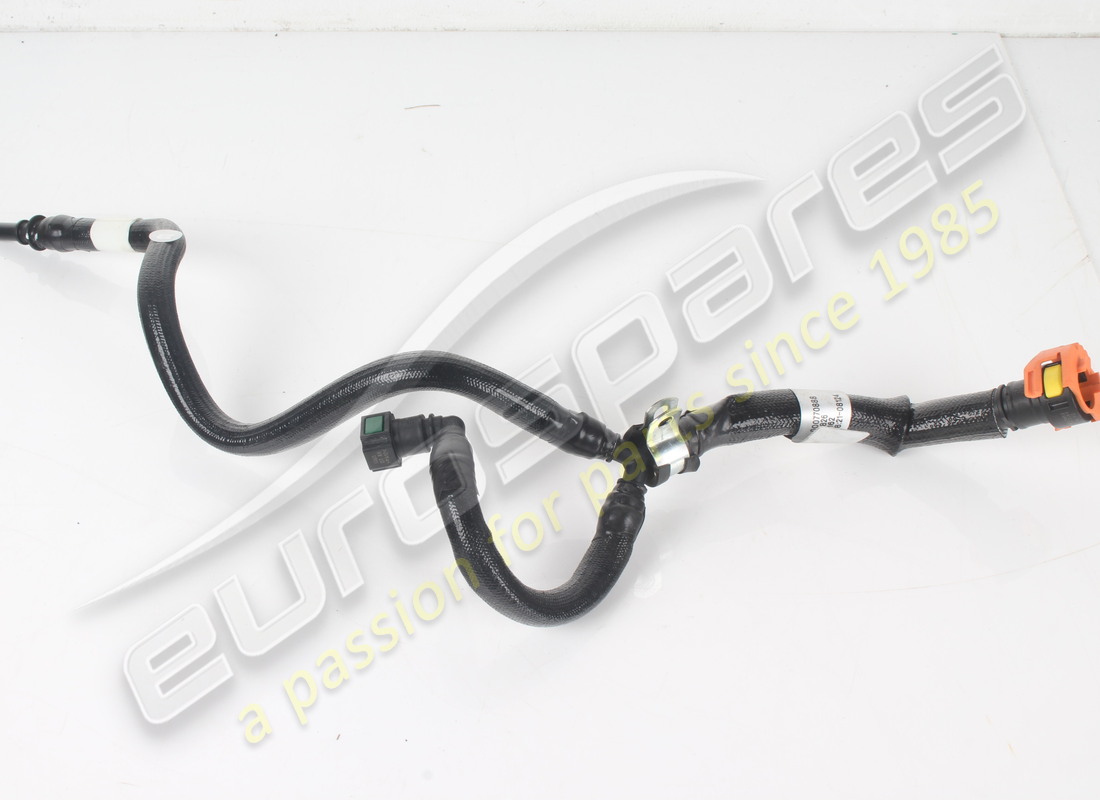 UTILISÉ Ferrari TUBO DA SEZIONAM A TEV DX E . NUMÉRO DE PIÈCE 770888 (1) UTILISÉ Ferrari TUBO DA SEZIONAM A TEV DX E . NUMÉRO DE PIÈCE 770888 (1)