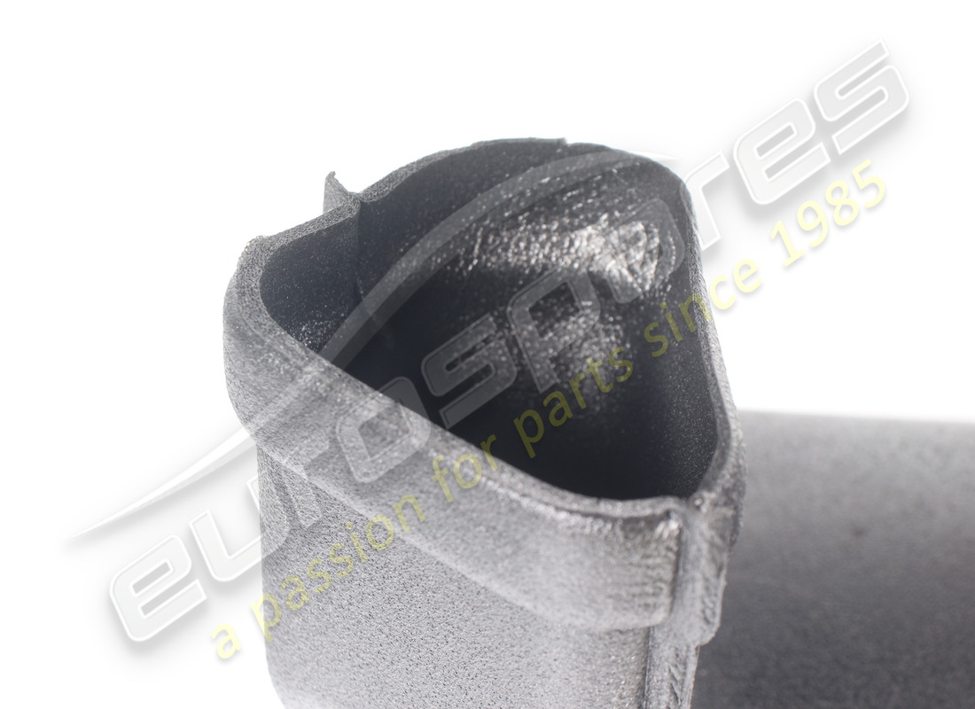 conduit d'air supérieur côté conducteur d'occasion ferrari. numéro de pièce 88203800 (3)