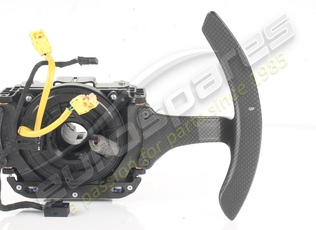 ENSEMBLE DE COMMANDE DE BOÎTE DE VITESSES MAGNÉTIQUE EN CARBONE FERRARI D'OCCASION (BRILLANT). RÉFÉRENCE 817753 (3) ensemble de commande de boîte de vitesses magnétique en carbone ferrari d'occasion (brillant). référence 817753 (3)