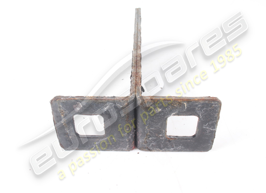 UTILISÉ FERRARI FER DE PARE-CHOC AVANT. NUMÉRO DE PIÈCE 61741500 (3) utilisé ferrari fer de pare-choc avant. numéro de pièce 61741500 (3)