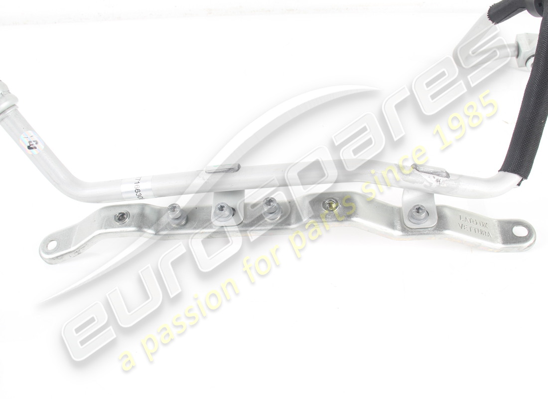 tube uscita ferrari d'occasion p2. numéro de pièce 771663 (3)