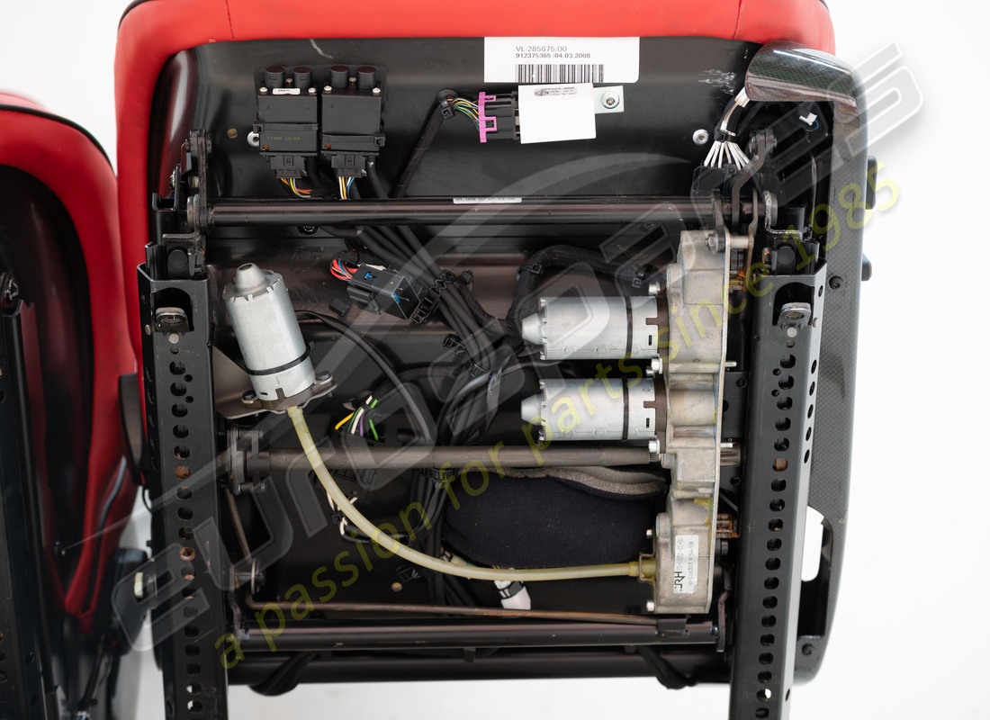 used ferrari carbon seats (rhd). part number eap1552588 (11)