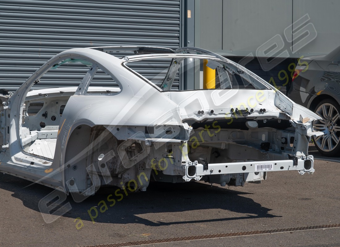 châssis arrière et panneaux de quart d'occasion porsche 992 gt3. numéro de pièce eap1510496 (2)