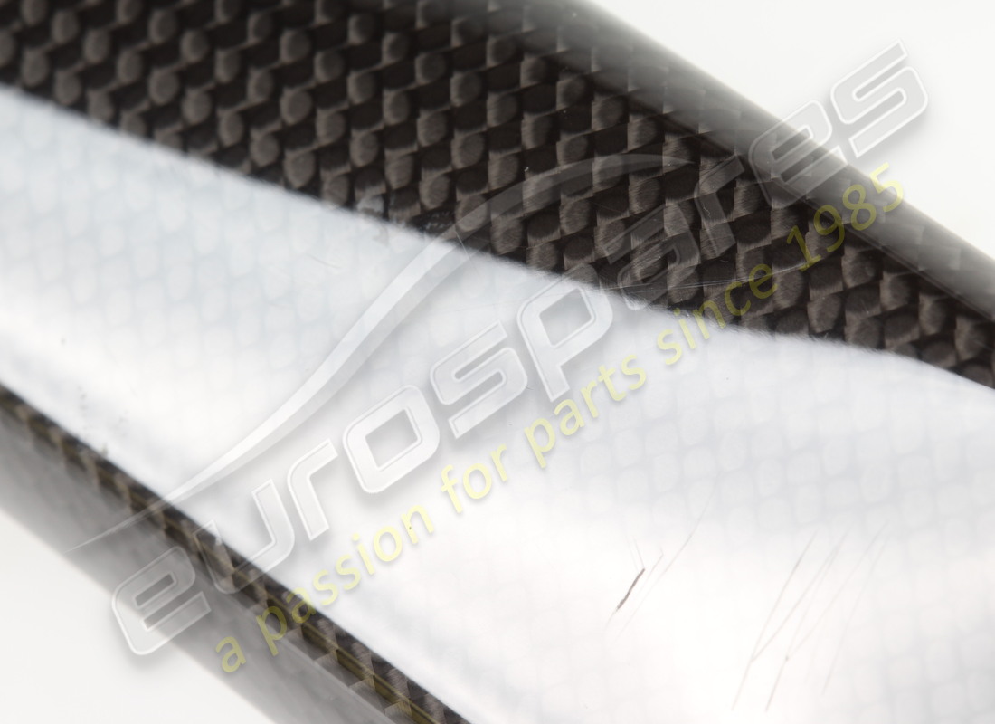 utilisé ferrari mobiletto ant. sup.sx carbone. numéro de pièce 765883 (7)