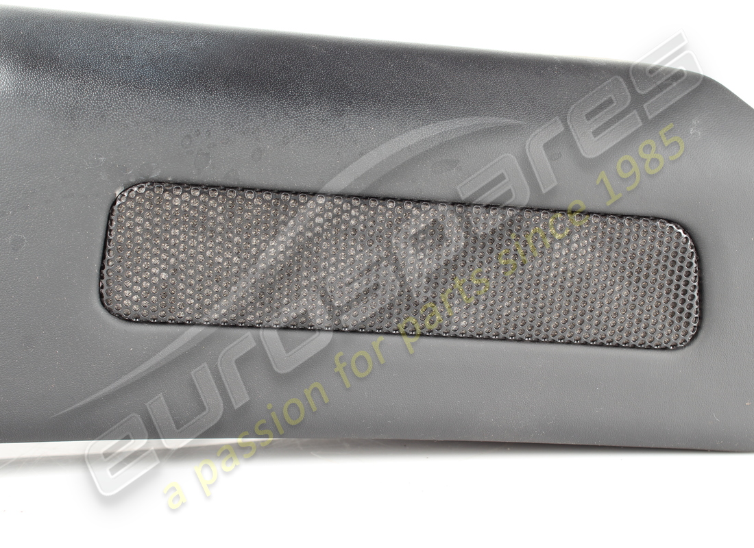 garniture de montant central droit d'occasion (noire). référence 82473712 (2)