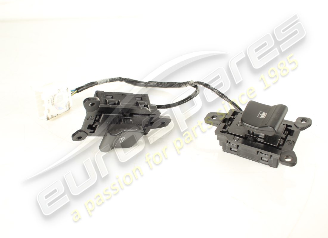 UTILISÉ Ferrari COMANDI COMPLET RHT LUNOTTO . NUMÉRO DE PIÈCE 879018 (1)